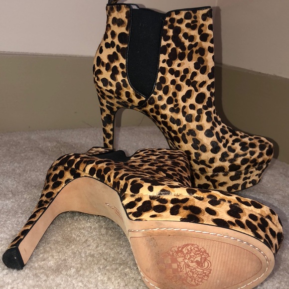 Leopard Print Booties NEW - Picture 3 of 8